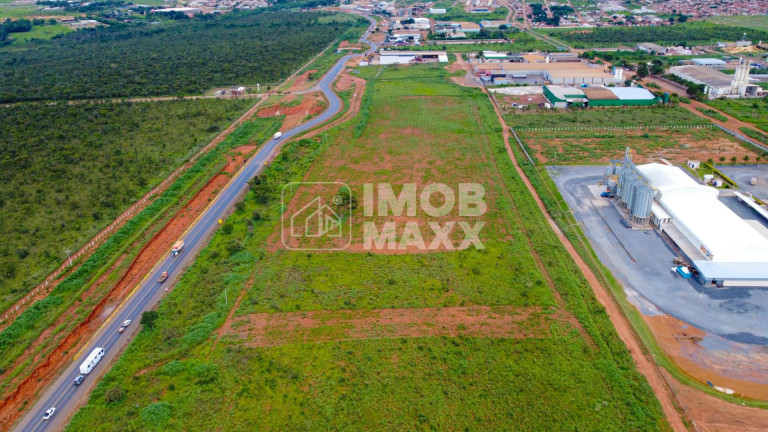 Imagem Terreno à Venda, 2.511 m² em 3º Setor Industrial - Formosa Imagem Terreno à Venda, 2.511 m² em 3º Setor Industrial - Formosa