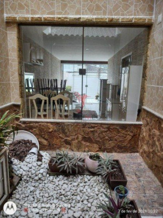 Imagem Casa com 4 Quartos à Venda, 164 m² em Vargem Pequena - Rio De Janeiro