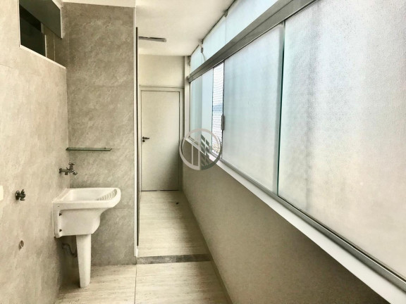 Imagem Apartamento com 3 Quartos à Venda, 140 m² em José Menino - Santos