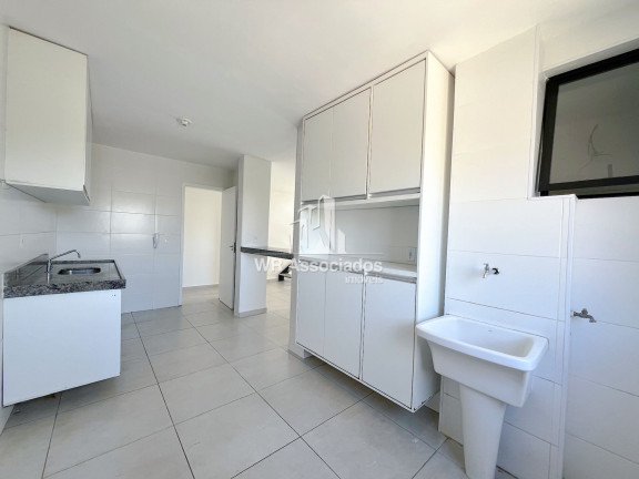 Imagem Apartamento com 3 Quartos à Venda, 158 m² Imagem Apartamento com 3 Quartos à Venda, 158 m²