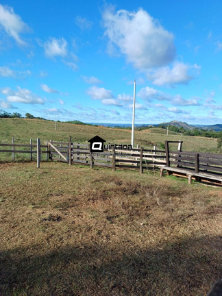 Imagem Imóvel com 2 Quartos à Venda, 920.000 m² em Centro - Santana Da Boa Vista