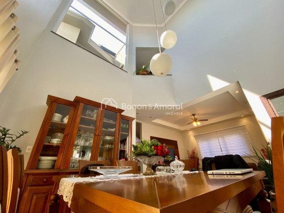 Imagem Casa de Condomínio com 3 Quartos à Venda, 360 m² em Swiss Park - Campinas Imagem Casa de Condomínio com 3 Quartos à Venda, 360 m² em Swiss Park - Campinas