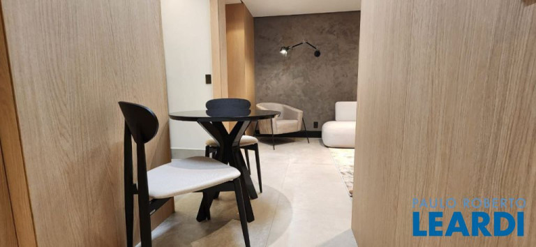Imagem Apartamento com 1 Quarto à Venda, 44 m² em Centro - Santo André Imagem Apartamento com 1 Quarto à Venda, 44 m² em Centro - Santo André