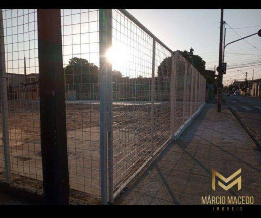 Imagem Terreno à Venda, 620 m² em Montese - Fortaleza