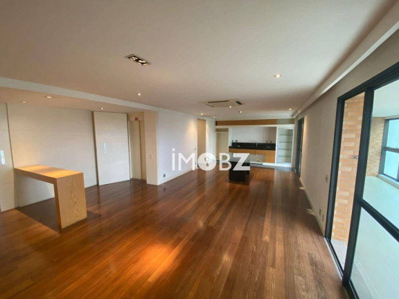 Imóvel com 4 Quartos à Venda, 192 m² em Villaggio Panamby - São Paulo