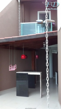 Imagem Casa com 3 Quartos à Venda, 150 m² em Terra Preta (terra Preta) - Mairiporã