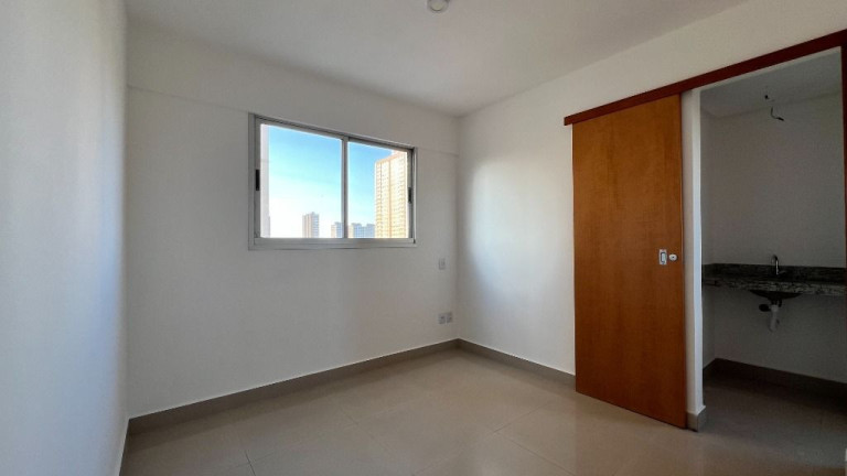Imagem Apartamento com 3 Quartos à Venda, 74 m² em Vila Rosa - Goiânia