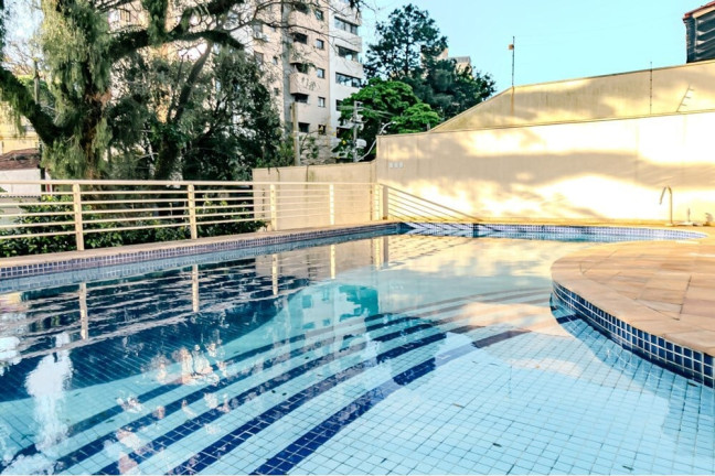Imagem Imóvel com 3 Quartos à Venda,  em Jardim Botanico - Porto Alegre