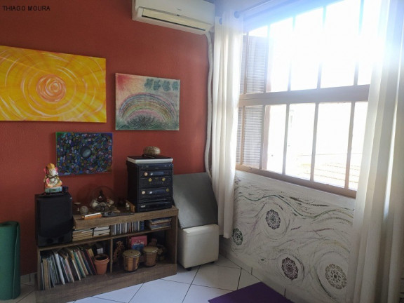 Imagem Imóvel com 3 Quartos à Venda, 120 m² em Rio Branco - Porto Alegre Imagem Imóvel com 3 Quartos à Venda, 120 m² em Rio Branco - Porto Alegre