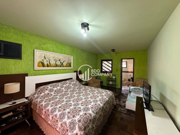 Imagem Casa com 7 Quartos à Venda, 450 m² em Boa Vista - Ponta Grossa Imagem Casa com 7 Quartos à Venda, 450 m² em Boa Vista - Ponta Grossa