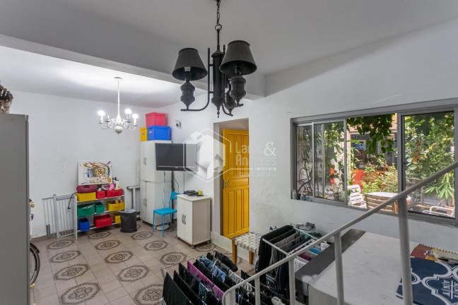 Imagem Sobrado com 3 Quartos à Venda, 179 m² em Campo Belo - São Paulo