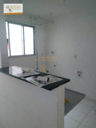 Imagem Apartamento com 2 Quartos à Venda, 43 m² em água Chata - Guarulhos
