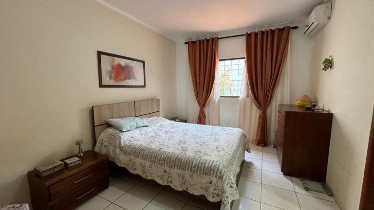Imagem Casa com 3 Quartos à Venda, 119 m² em Vila Vilas Boas - Campo Grande Imagem Casa com 3 Quartos à Venda, 119 m² em Vila Vilas Boas - Campo Grande