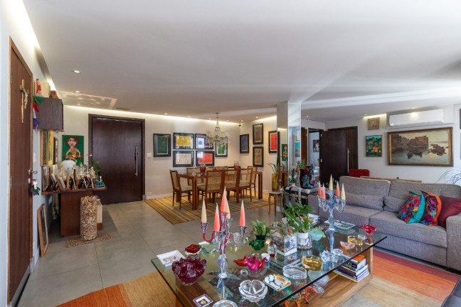 Foto do imóvel Apartamento com 3 Quartos à Venda, 142 m² em Cerqueira César - São Paulo