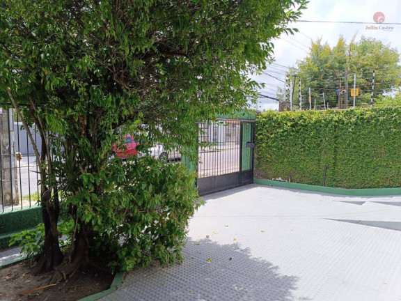 Imagem Casa com 4 Quartos à Venda, 200 m²