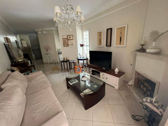 Imagem Sobrado com 4 Quartos à Venda, 257 m² em água Fria - São Paulo