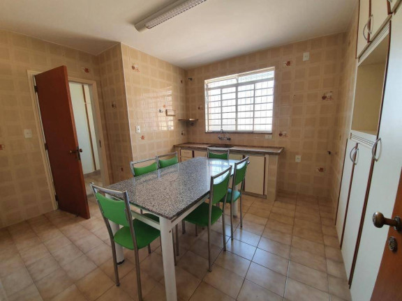 Imagem Casa com 3 Quartos à Venda, 250 m² em Vila São José - Várzea Paulista Imagem Casa com 3 Quartos à Venda, 250 m² em Vila São José - Várzea Paulista