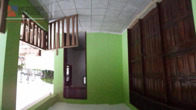 Imagem Casa com 4 Quartos à Venda, 312 m² em Candelária - Natal