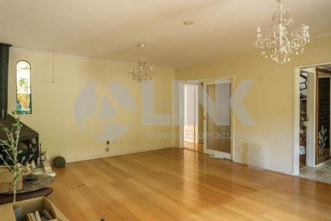 Imagem Casa com 5 Quartos à Venda, 297 m² em Chácara Das Pedras - Porto Alegre