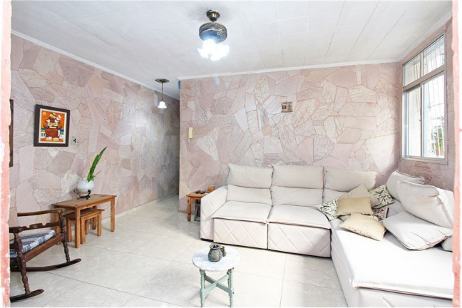 Imagem Imóvel com 2 Quartos à Venda,  em Petrópolis - Porto Alegre