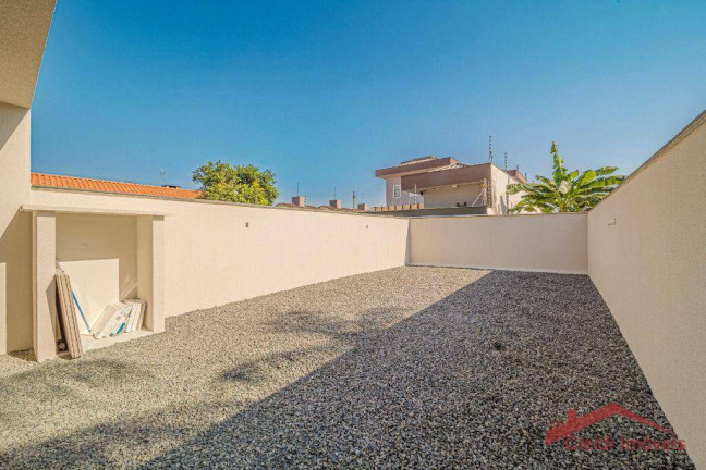 Imagem Casa com 3 Quartos à Venda, 161 m² em Saguaçu - Joinville