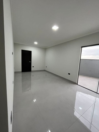 Imagem Casa com 3 Quartos à Venda, 135 m² em Jd Paulista - Maringa