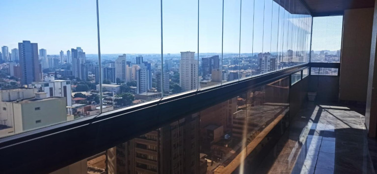 Apartamento com 4 Quartos à Venda, 273 m² em Cambuí - Campinas