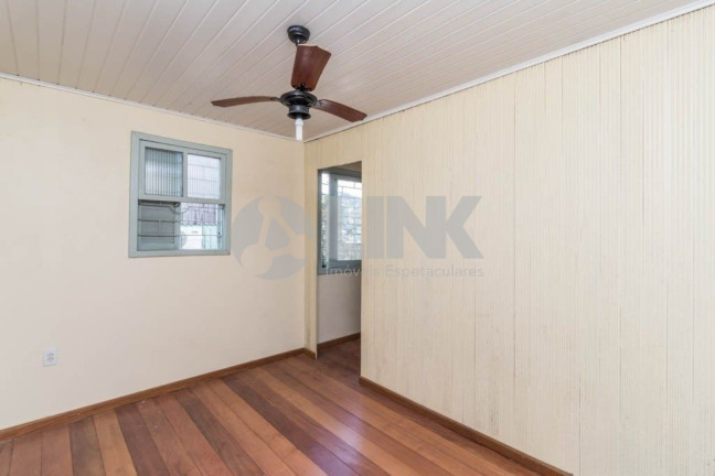 Imagem Casa com 2 Quartos à Venda, 120 m² em Jardim Carvalho - Porto Alegre