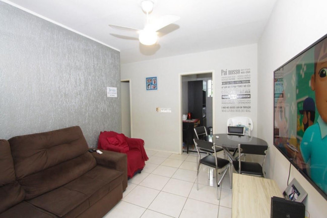 Imagem Imóvel com 2 Quartos à Venda, 54 m² em Camaquã - Porto Alegre