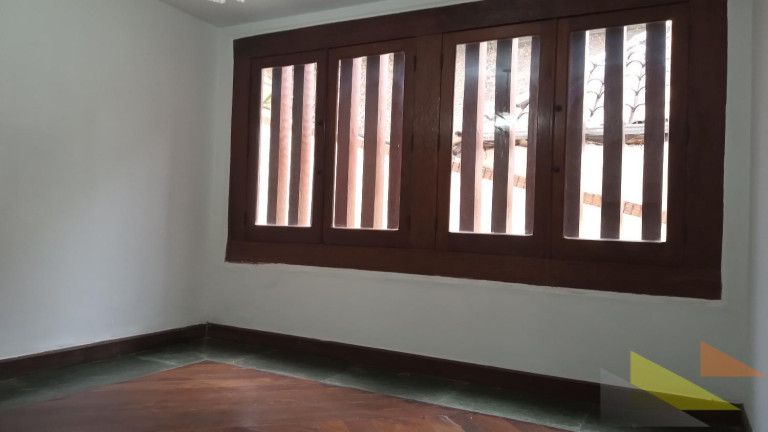 Imagem Casa com 4 Quartos à Venda, 400 m² em São Bento - Belo Horizonte Imagem Casa com 4 Quartos à Venda, 400 m² em São Bento - Belo Horizonte