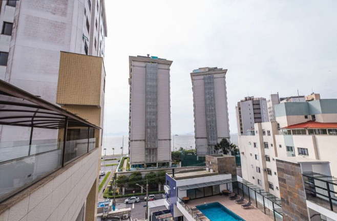 Imagem Apartamento com 3 Quartos à Venda, 121 m² em Agronômica - Florianópolis