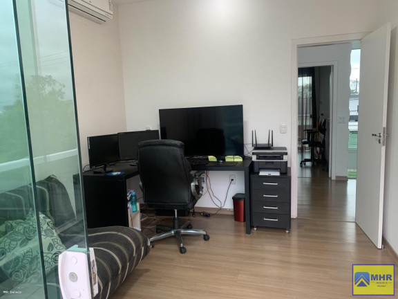 Imagem Casa com 3 Quartos à Venda, 240 m² em Boulevard Lagoa - Serra