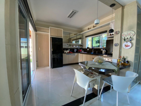Imagem Sobrado com 4 Quartos à Venda, 253 m² em Ingleses Do Rio Vermelho - Florianópolis Imagem Sobrado com 4 Quartos à Venda, 253 m² em Ingleses Do Rio Vermelho - Florianópolis