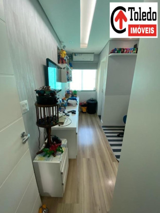 Imagem Casa com 2 Quartos à Venda, 120 m² em Vila Antonieta - São Paulo
