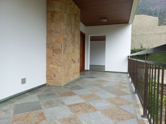 Imagem Casa com 4 Quartos à Venda, 326 m² em Araras - Teresópolis