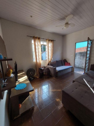 Imagem Casa com 2 Quartos à Venda, 70 m² em Jardim Cristina - Botucatu