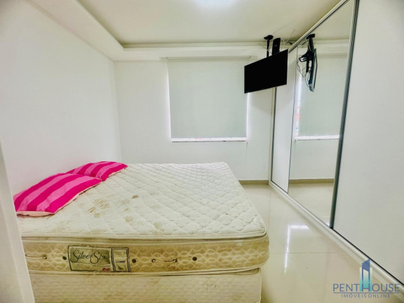 Imagem Sobrado com 2 Quartos à Venda, 71 m² em Tabuleiro - Camboriú Imagem Sobrado com 2 Quartos à Venda, 71 m² em Tabuleiro - Camboriú