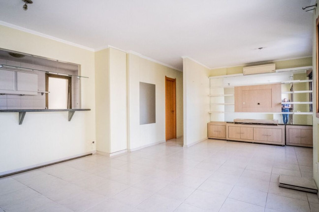Imagem Apartamento com 2 Quartos à Venda, 87 m² em Passo Da Areia - Porto Alegre