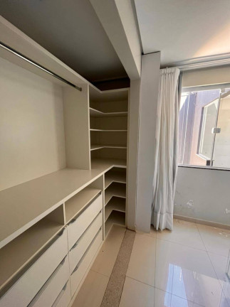 Imagem Sobrado com 3 Quartos à Venda, 165 m² em Parque Verde - Cascavel