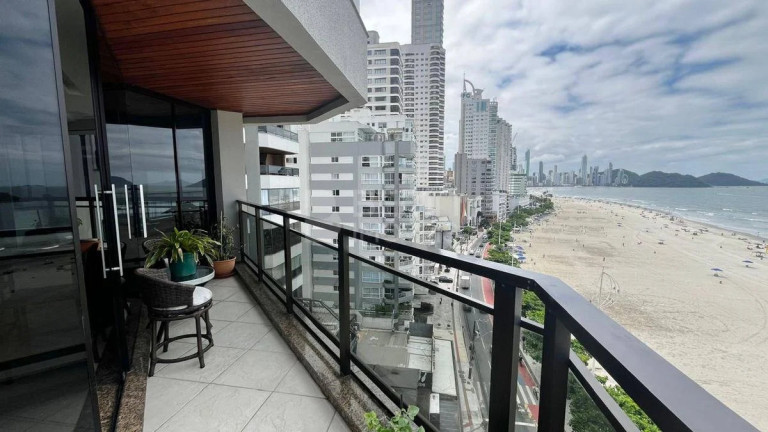Imagem Apartamento com 4 Quartos à Venda, 400 m² em Centro - Balneário Camboriú Imagem Apartamento com 4 Quartos à Venda, 400 m² em Centro - Balneário Camboriú
