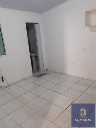 Imagem Casa com 1 Quarto para Alugar, 30 m² em Parque Arariba - São Paulo