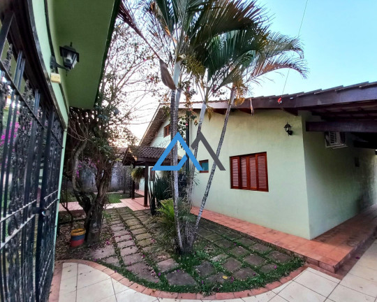 Imóvel com 3 Quartos à Venda, 1.100 m² em Jardim Estância Brasil - Atibaia