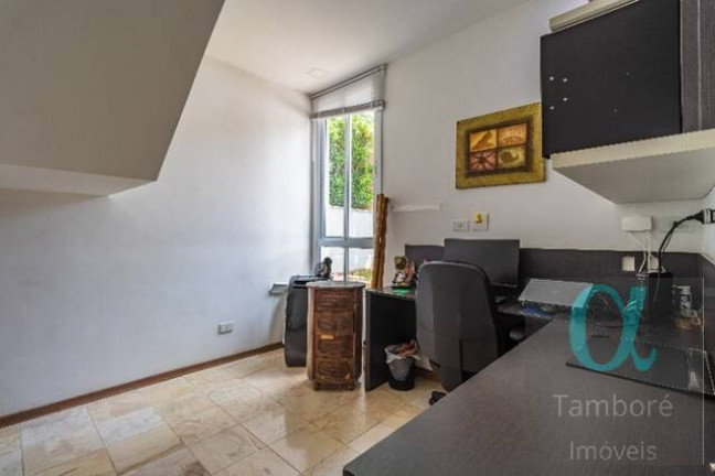 Imagem Casa com 4 Quartos à Venda, 300 m² em Alphaville - Santana De Parnaíba Imagem Casa com 4 Quartos à Venda, 300 m² em Alphaville - Santana De Parnaíba