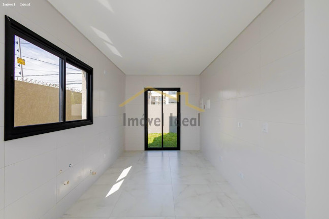 Imagem Casa com 3 Quartos à Venda, 131 m² em Hauer - Curitiba