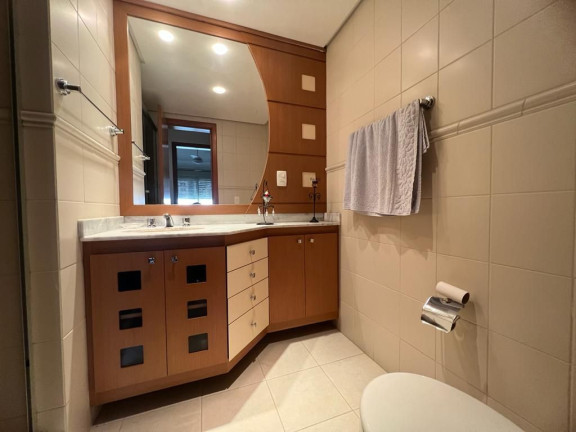 Imagem Imóvel com 2 Quartos à Venda, em Menino Deus - Porto Alegre Imagem Imóvel com 2 Quartos à Venda, em Menino Deus - Porto Alegre