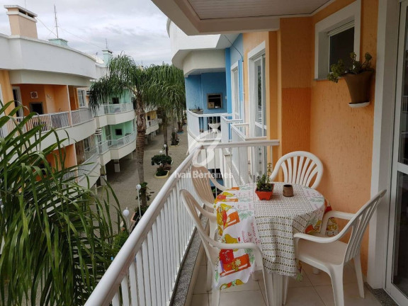 Apartamento com 2 Quartos para Temporada,  em Bombas - Bombinhas