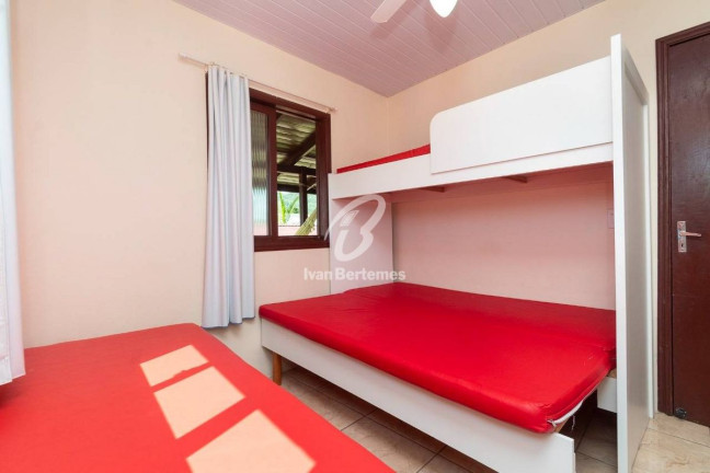 Imagem Apartamento com 2 Quartos para Temporada, em Canto Grande - Bombinhas Imagem Apartamento com 2 Quartos para Temporada, em Canto Grande - Bombinhas