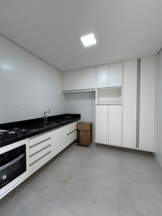 Imagem Casa com 3 Quartos à Venda, 140 m² em Wanel Ville - Sorocaba Imagem Casa com 3 Quartos à Venda, 140 m² em Wanel Ville - Sorocaba