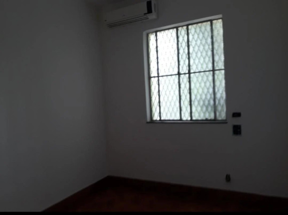 Imagem Casa com 5 Quartos à Venda,  em Campo Grande - Rio De Janeiro