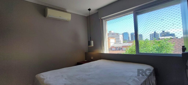 Imagem Apartamento com 1 Quarto à Venda, 44 m² em Menino Deus - Porto Alegre